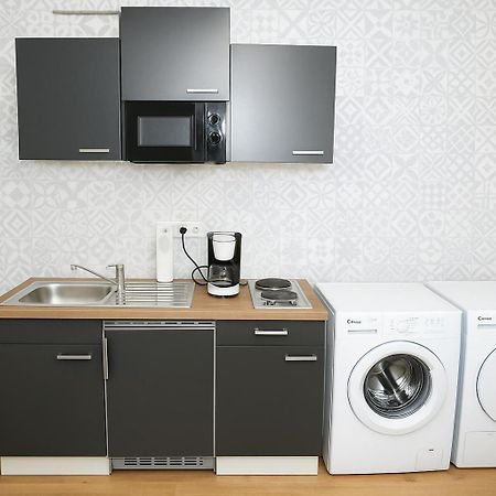 City Flat D Wina Bagian luar foto
